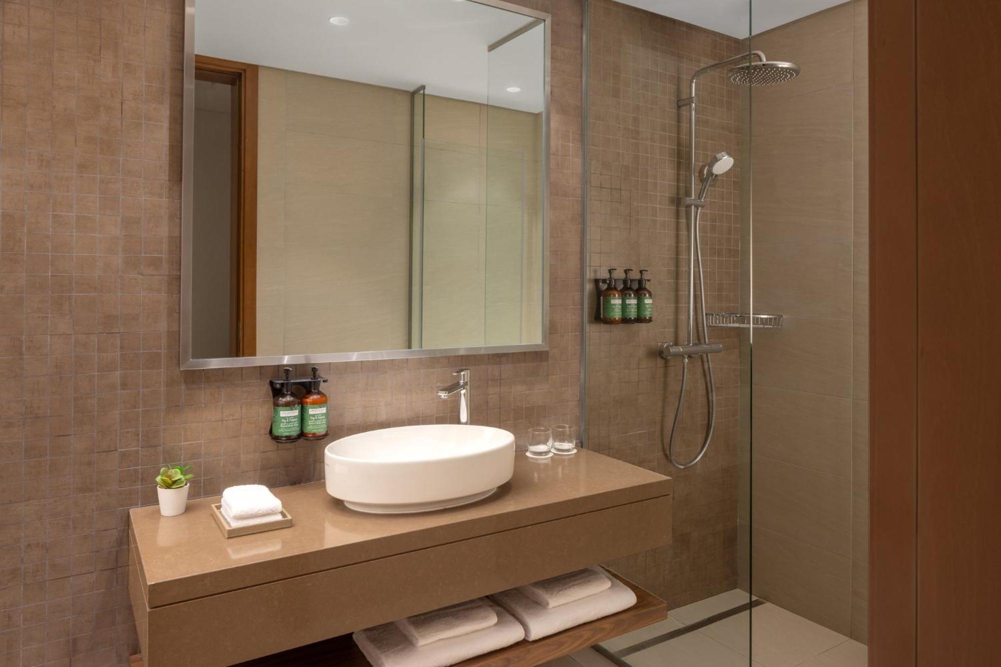 Staybridge Suites Dubai Business Bay By Ihg Exterior foto